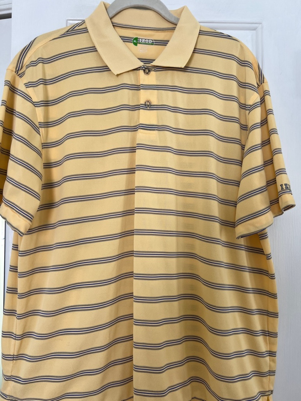 Men’s Izod Yellow Polo with Navy and Black Stripes.Sz-XL.EUC.